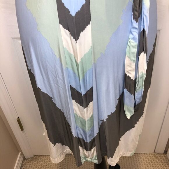 BCBG MAXAZRIA 3/4 sleeve midi dress size small - Picture 5 of 11